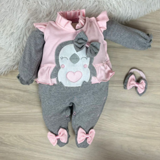 Macacão bebê menina pinguim bordado macio e confortável em Oferta na Shopee