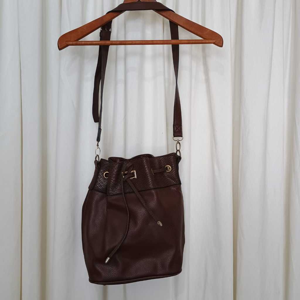 Brecho de Bolsas: Onde Comprar | BuscaProdutos