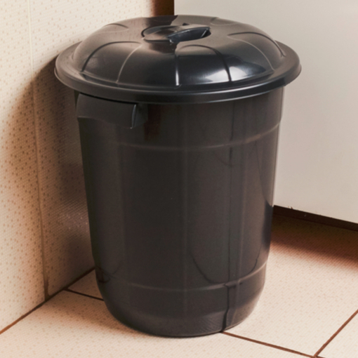 Lixeira 60 Litros Preto C/ Tampa Para Cozinha