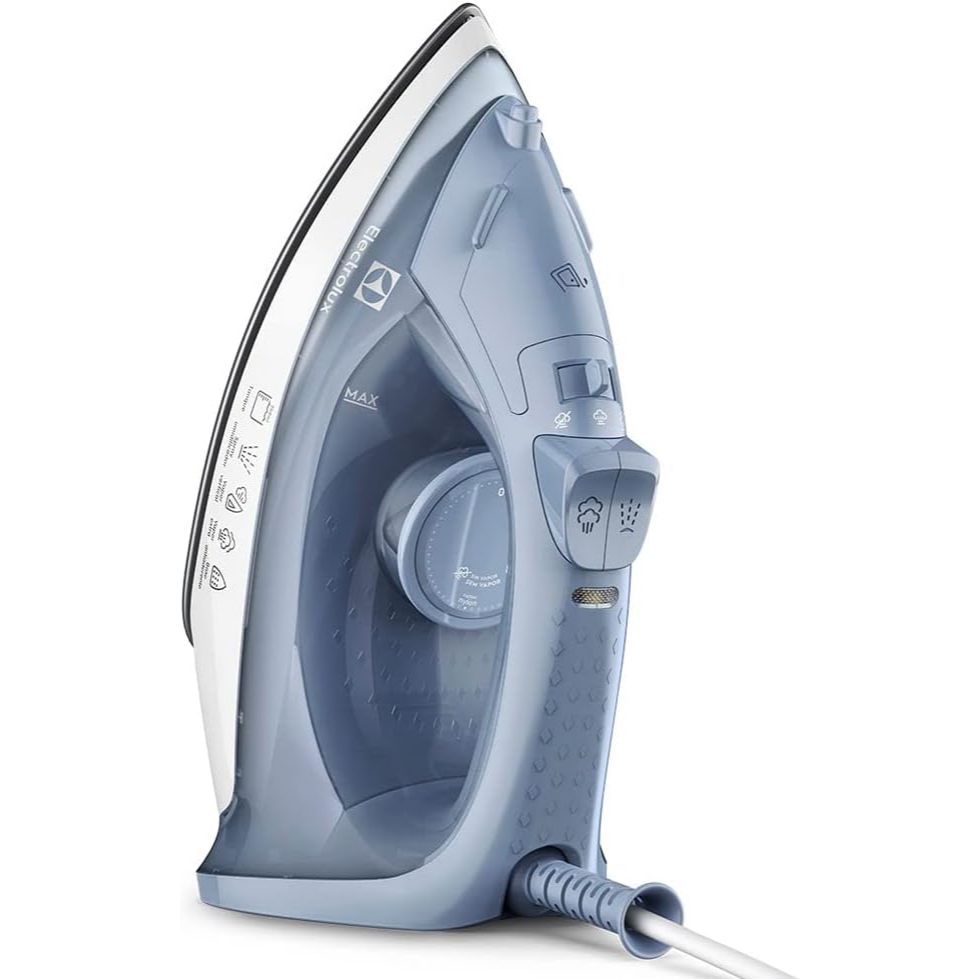 Ferro de passar seco e vapor Electrolux base antiaderente vapor vertical extra 1200W cabo 1,35m azul ESI10 127v