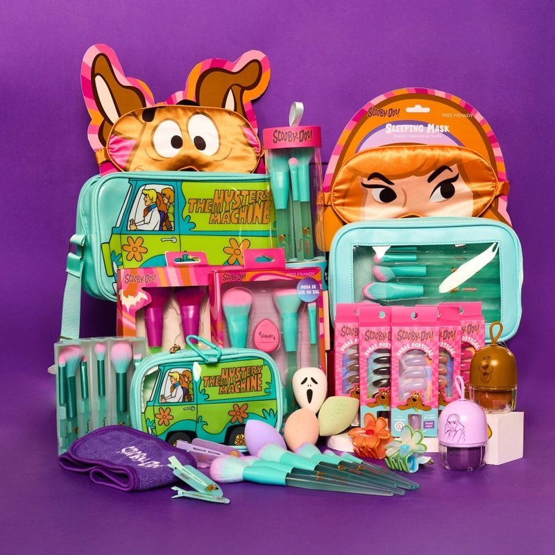 Linha Maquiagem Cuidados Pincéis Presilha Bolsa Esponjas Scooby Doo - Miss Frandy