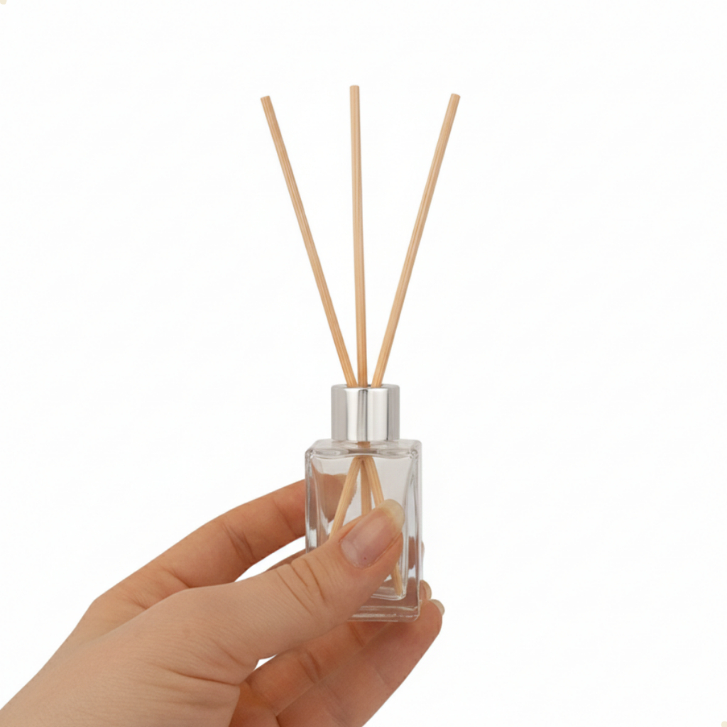 Kit 30 Vidro Aromatizador Cubo 30ml Tampa Luxo — imagem 2 de 2