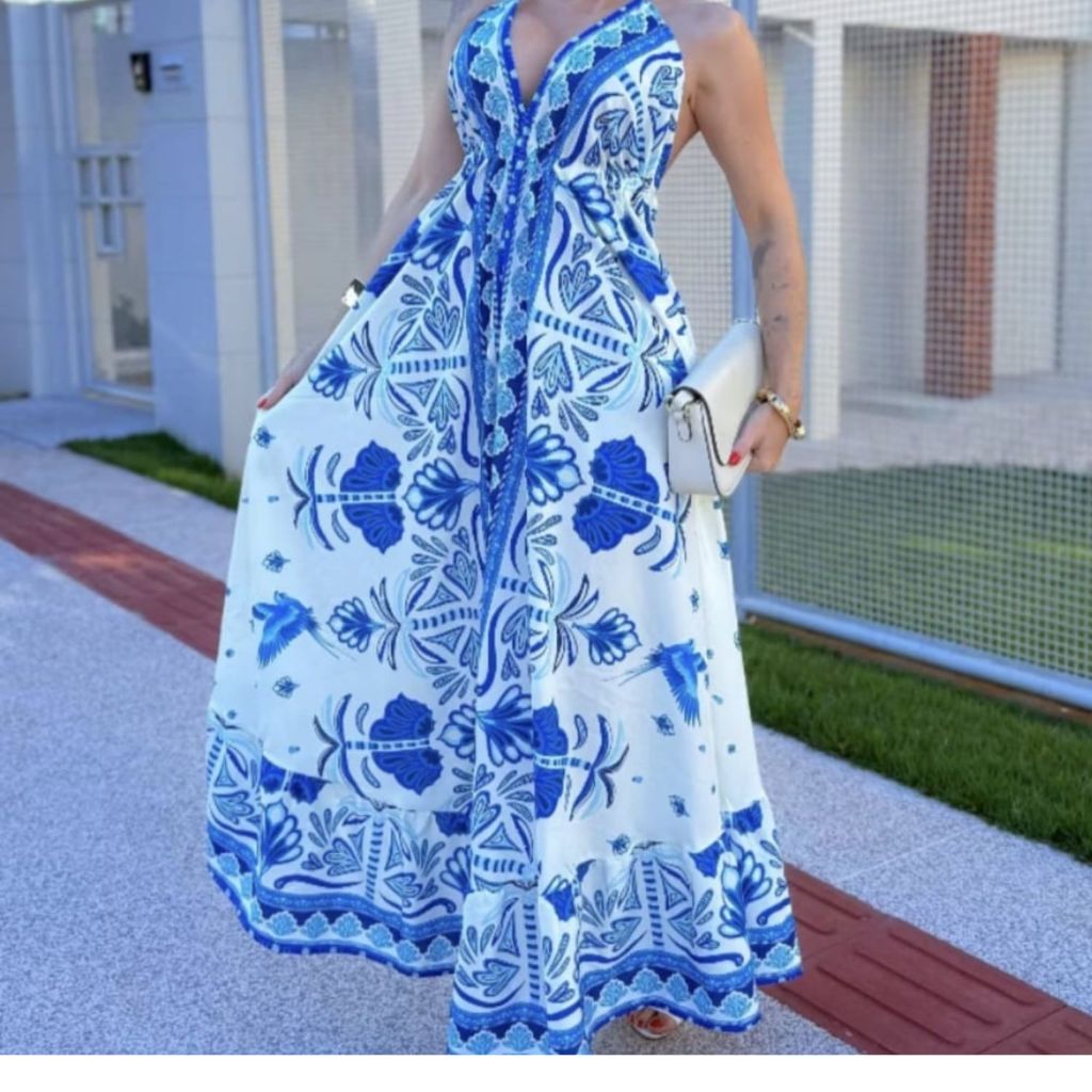 Vestido Feminino Longo Estampado Boho com Decote Halter e Costas Abertas