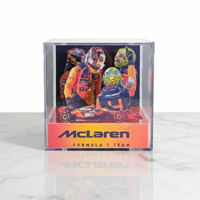 Cubo diorama McLaren Formula 1 Lando e Oscar exclusivo