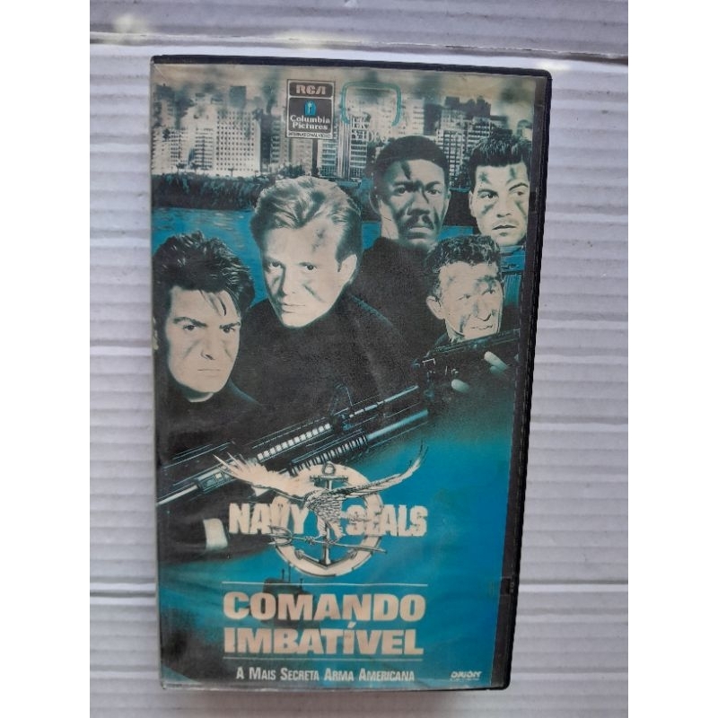 Fita Vhs Comando Imbatível original Legendado Charlie Sheen Bill Paxton ação