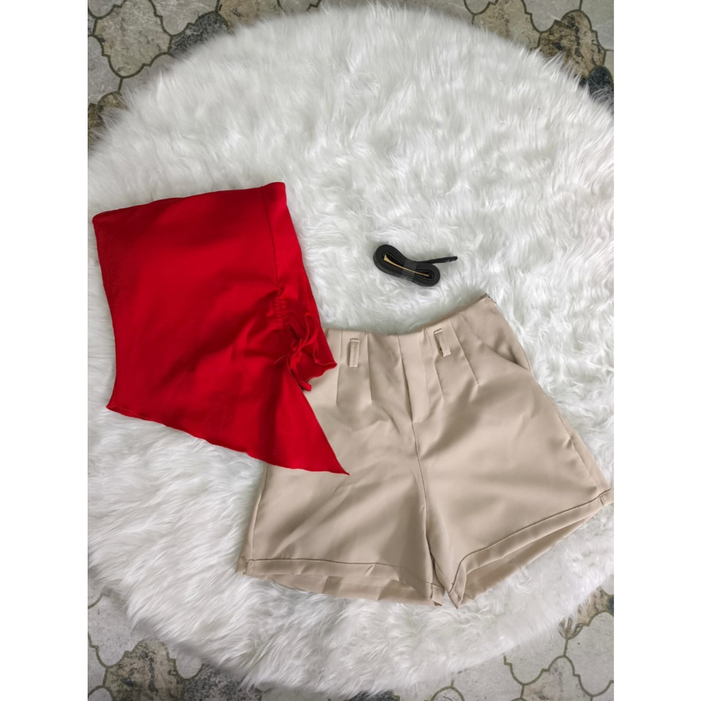 Conjunto Feminino Shorts Alfaiataria Com Bolsos E Blusinha Cropped Tomara que Caia Ajustável Bojo + Cinto De Brinde Tend