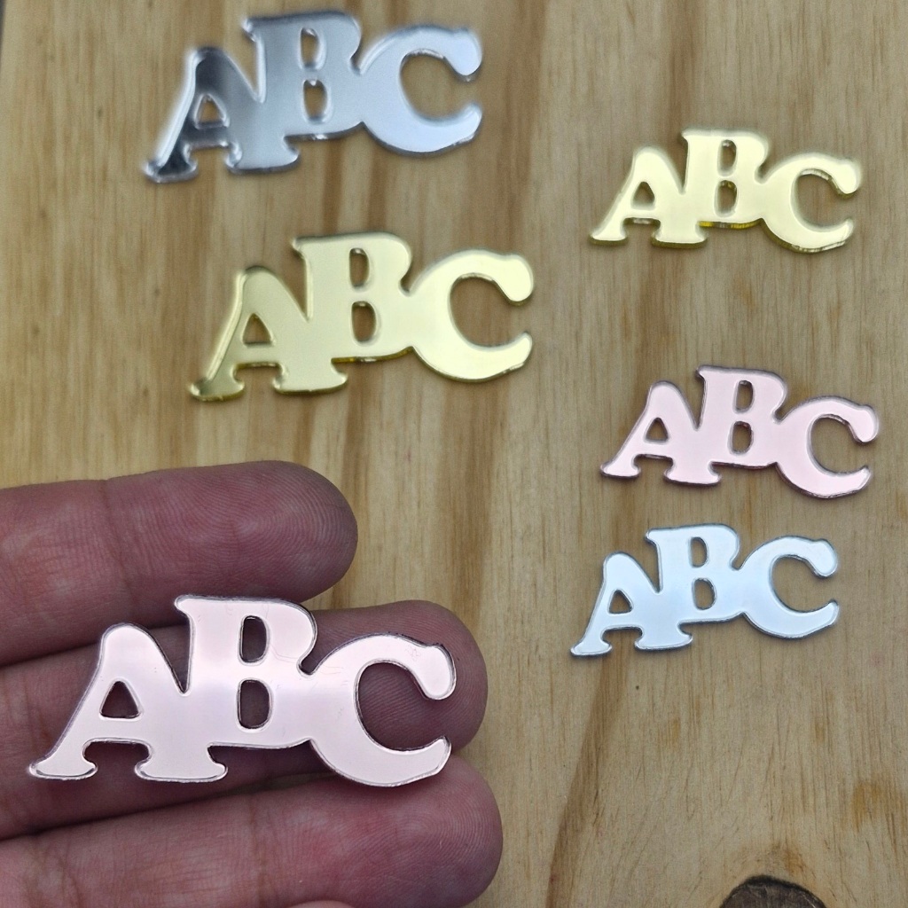 APLIQUE ABC em Acrílico Espelhado Premium