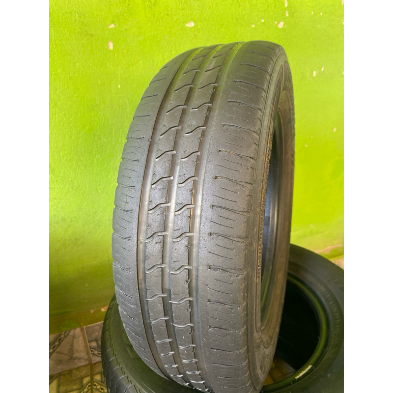 Pneu 175 70 R 13 Original usado.