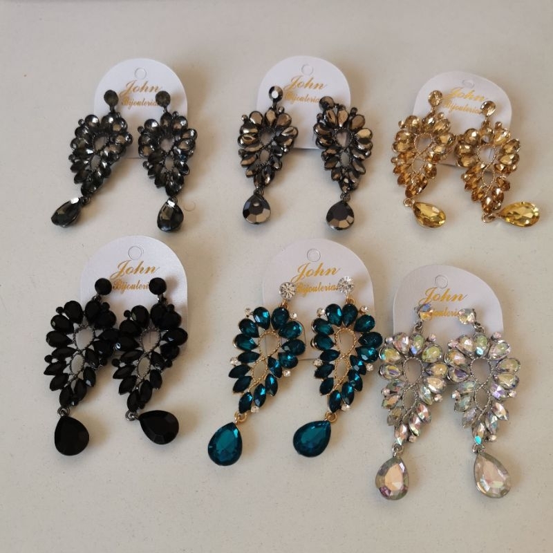 💫 Brincos Femininos Longos Folha com Gota Brilho Elegante e Design Marcante Cristais Lapidados Formato Folha B155055-14 em Oferta na Shopee