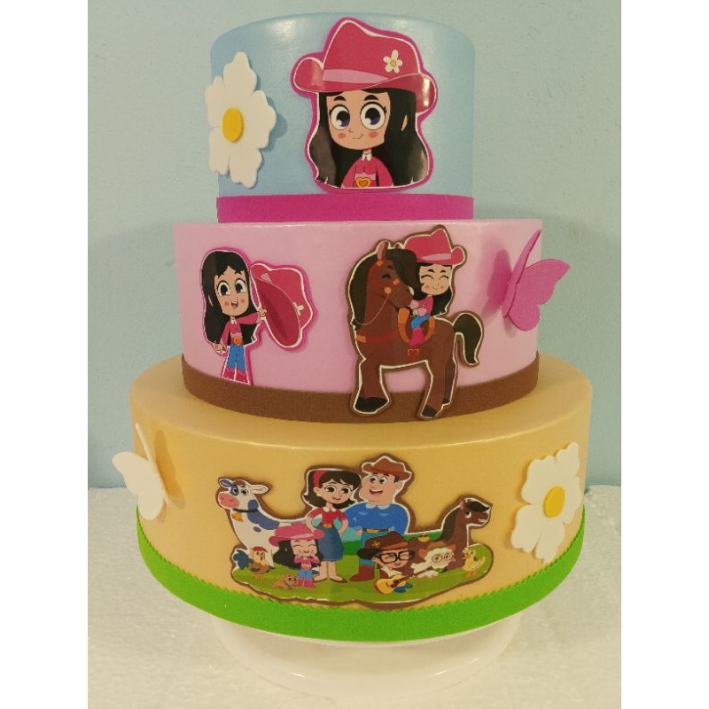 ​🎂 Bolo Fake Cenográfico 3 Andares  Boiadeira fazendinha em Oferta na Shopee