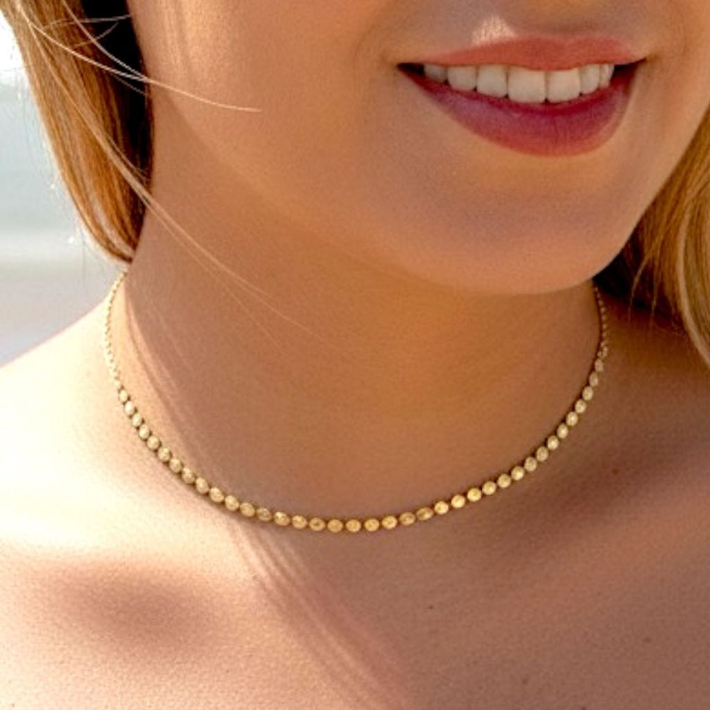 Colar Choker Bolinhas Douradas Banhada em Ouro 18k