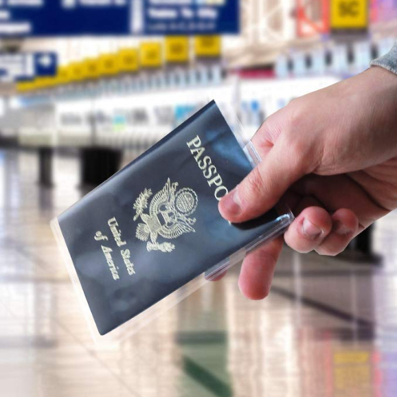 Kit com 4 unidades de capa para PassaporteTransparente Modelo Novo