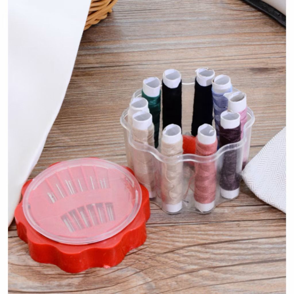 Kit Costura Com 40 Agulhas 12 Rolos Linhas Doméstico, fita métrica, tesourinha, 2 passador de linha