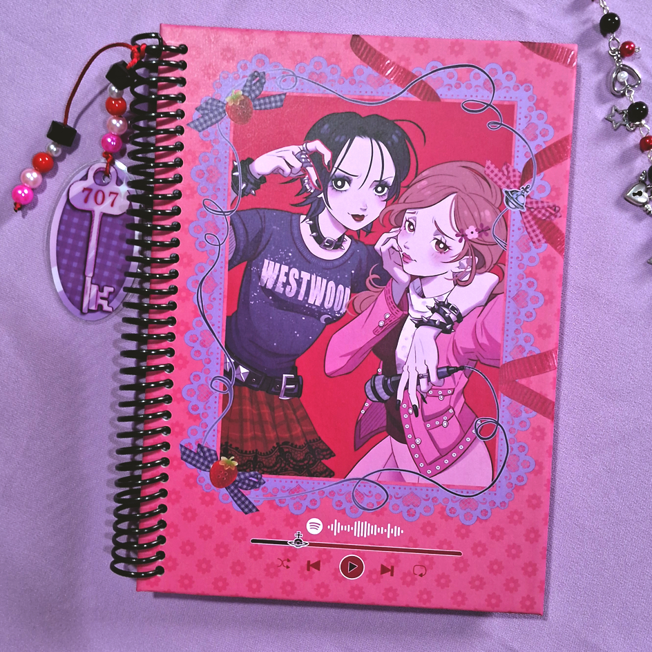 SKETCHBOOK Caderno para Desenho 90GR - NANA - Hachi - Encadernação em Espiral - A5 21x15cm