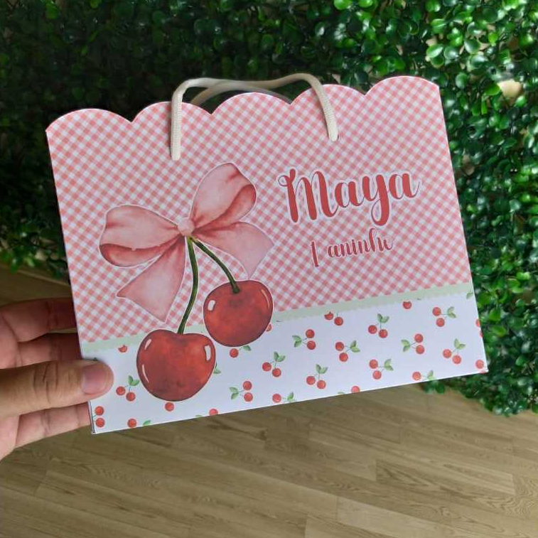 Sacolinha Personalizada Cerejinha Aniversário Infanti Surpresa Lembrancinha Mimos Pegue e Monte