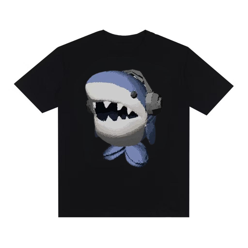 Camiseta Streetwear Oversized Over Larga Estilosa Meme Tubarão Pixelado Pixel Ouvindo Música Shitpost Y2K Gótico