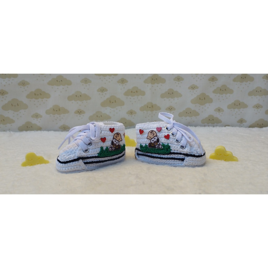 Tênis de Crochê Charlie Brown Para bebês / Sapatinho de Crochê