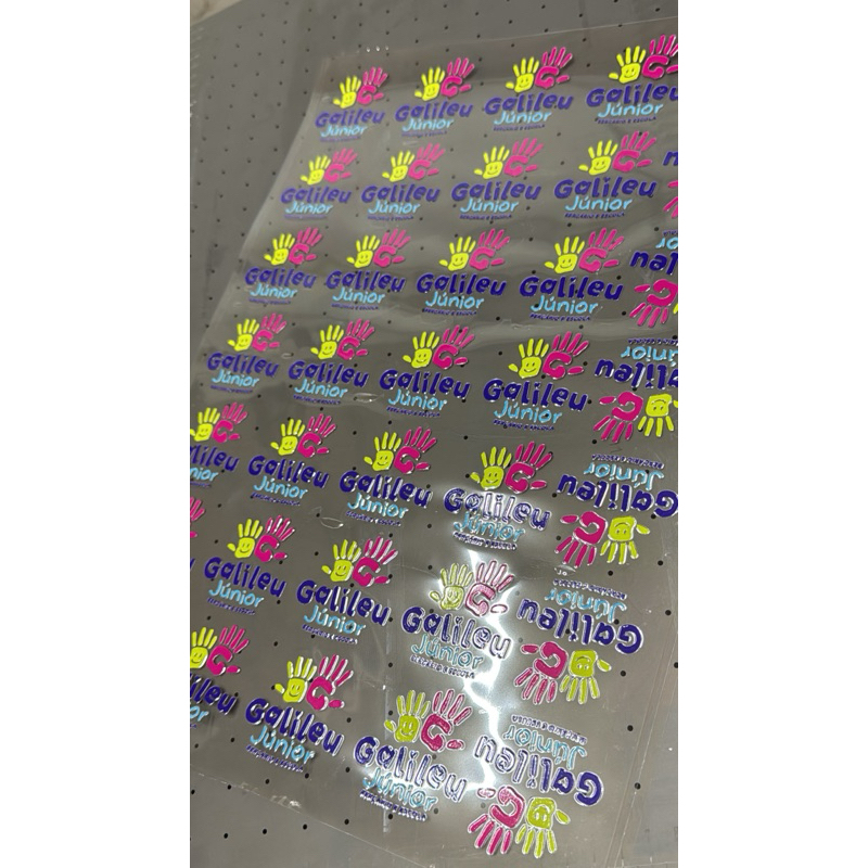 Adesivo para Madeira Personalizado: Onde Comprar | BuscaProdutos