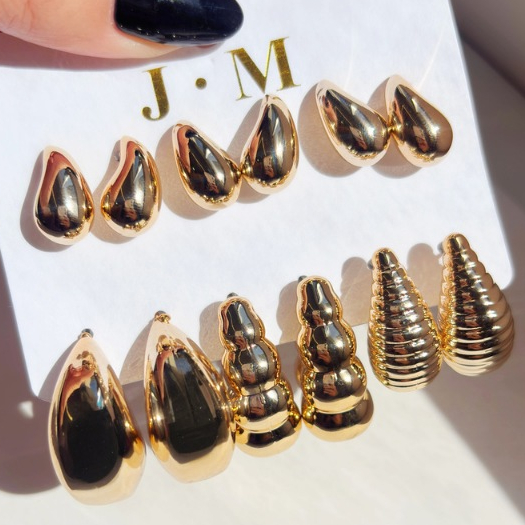 Kit 6 Pares de Brincos Femininos Dourado ou Prateado – Design Moderno, Texturizado e Elegant em Oferta na Shopee