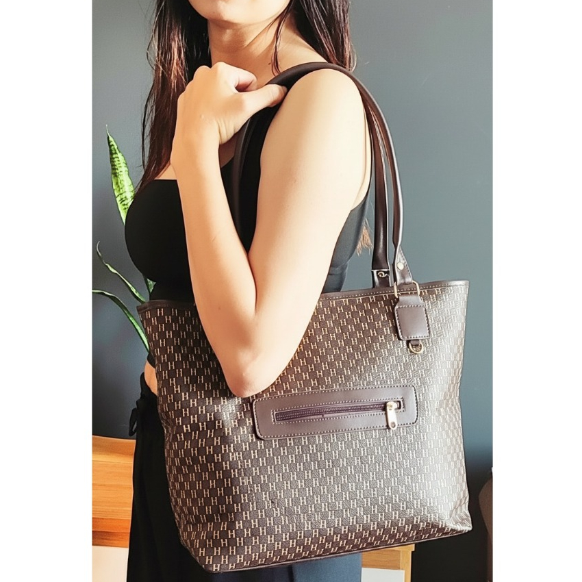 Bolsa Feminina Grande De Ombro De Lado para Faculdade Trabalho Passeio em Oferta na Shopee