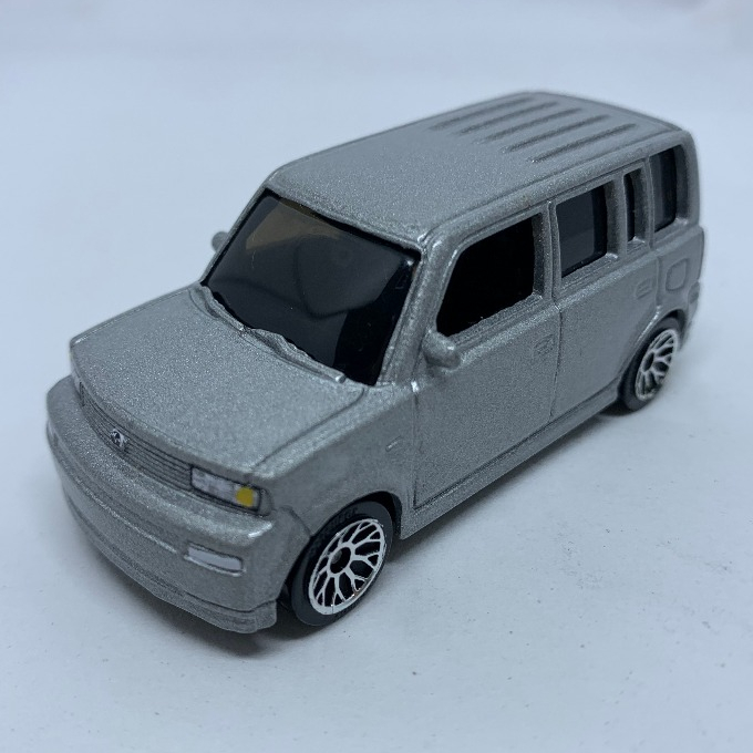 Matchbox Scion Mattel 2004 - L70