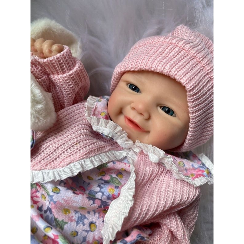 Bebê reborn silicone solido 35 cm sem emendas pode dar banho menina