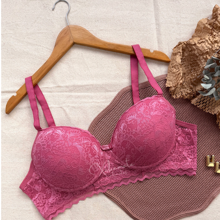 Kit 5 Sutias de Renda Reforçados Plus Size com Alças Largas Bojo Grande Conforto Dia a Dia Lingerie