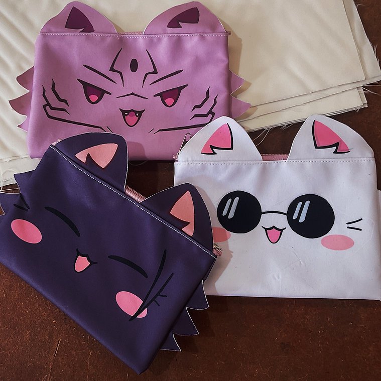 Estojo Cat Jujutsu Kaisen em Oferta na Shopee