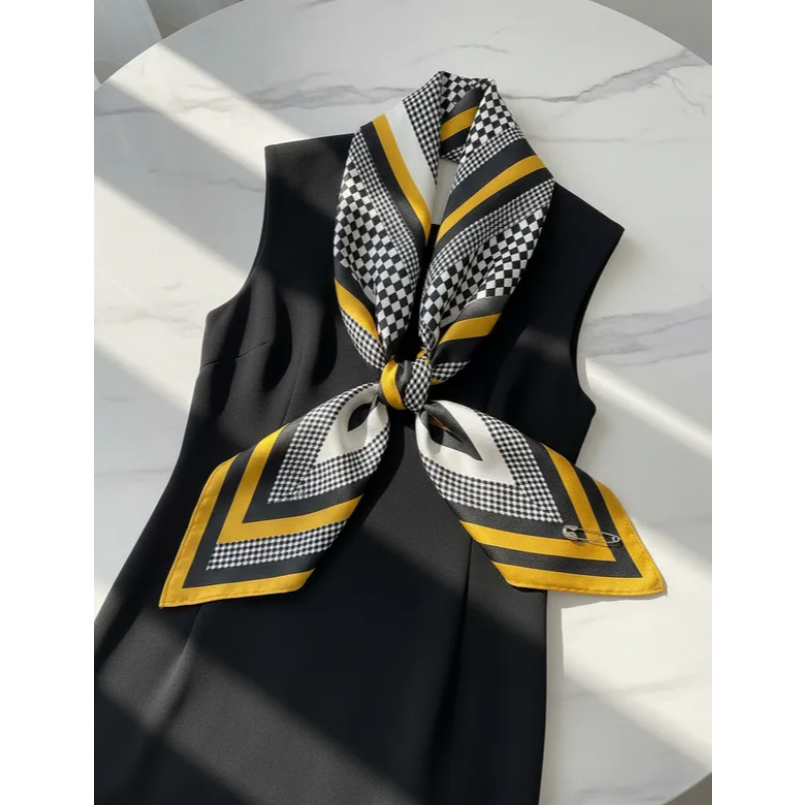 Lenço Feminino de Cetim Seda Estampado 90x90cm – Acessório Sofisticado para Cabelo, Pescoço, Bolsa e Trabalho