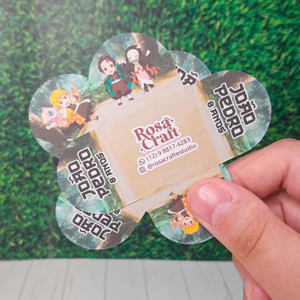 40 a 120 Forminhas de doce brigadeiro Personalizada Demon Slayer Kimetsu No Yaiba - 4 pétalas - Aniversário - Docinhos