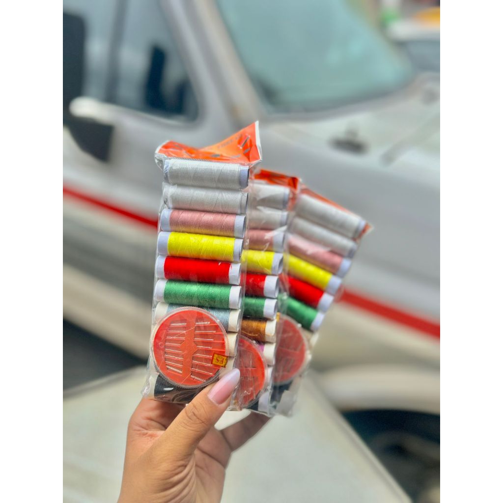 Kit de Costura, com 10 linhas e jogo de agulhas