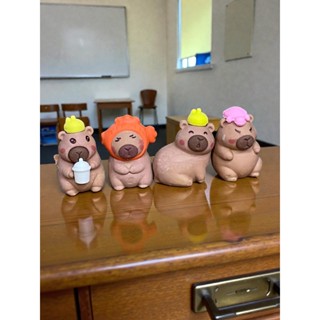 Kit 4 Borrachas Escolares Capivara Fofa em Oferta na Shopee