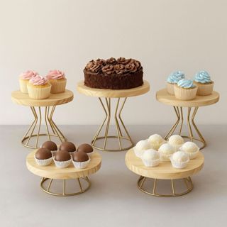 Kit 5 Boleiras Decorativas Madeira com Base Dourada | Suporte para Bolos e Doces Festa em Oferta na Shopee