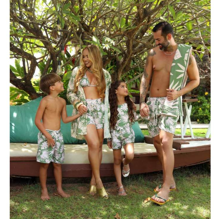 Kit família Moda Praia Shorts e Conjuntos de Alta Qualidade.