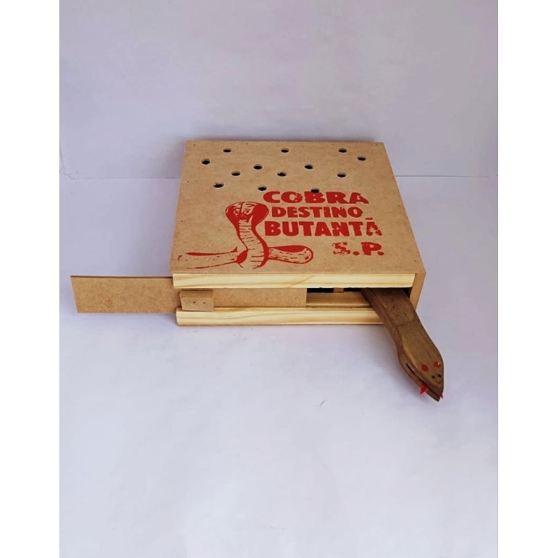 Caixa Cobra Supresa Destino Butantã- Para Pegadinha