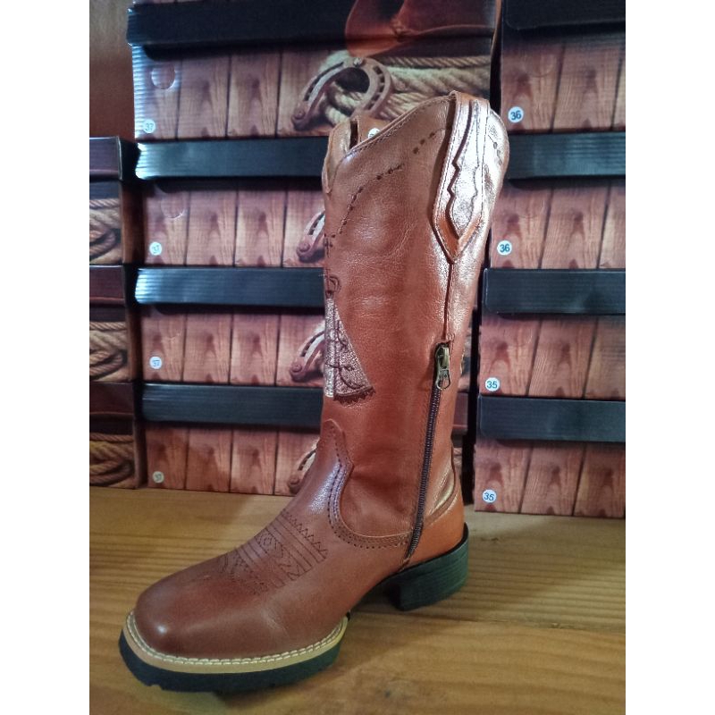 Bota Candieiros Texana Bordado Nossa Senhora E São Bento