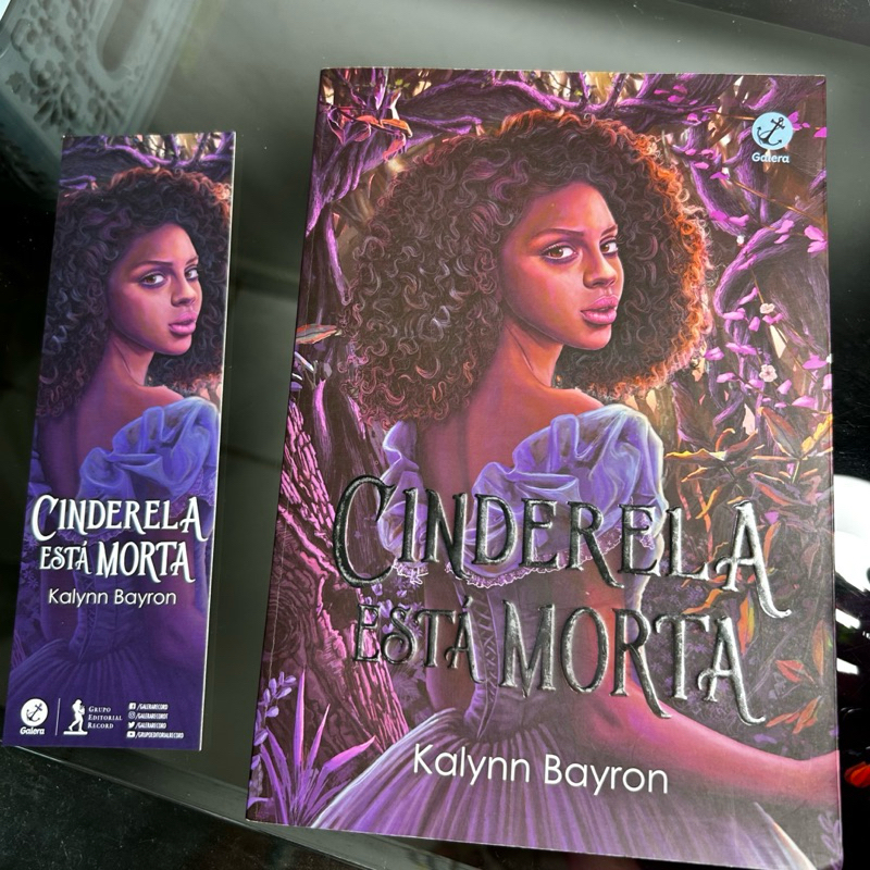 Livro “Cinderela está morta”