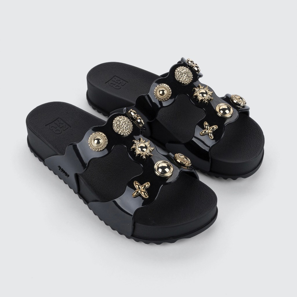 Chinelo Slide Feminino Zaxy Aplicações Leve e Confortável