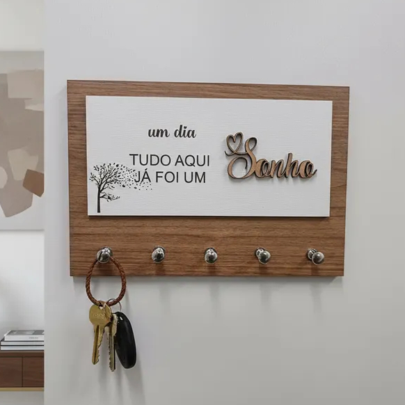 Porta Chaves amadeirado mdf 6mm com 5 ganchos metal Decoração casa- um dia tudo aqui já foi um sonho em Oferta na Shopee