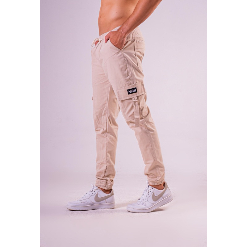 calça cargo com fita