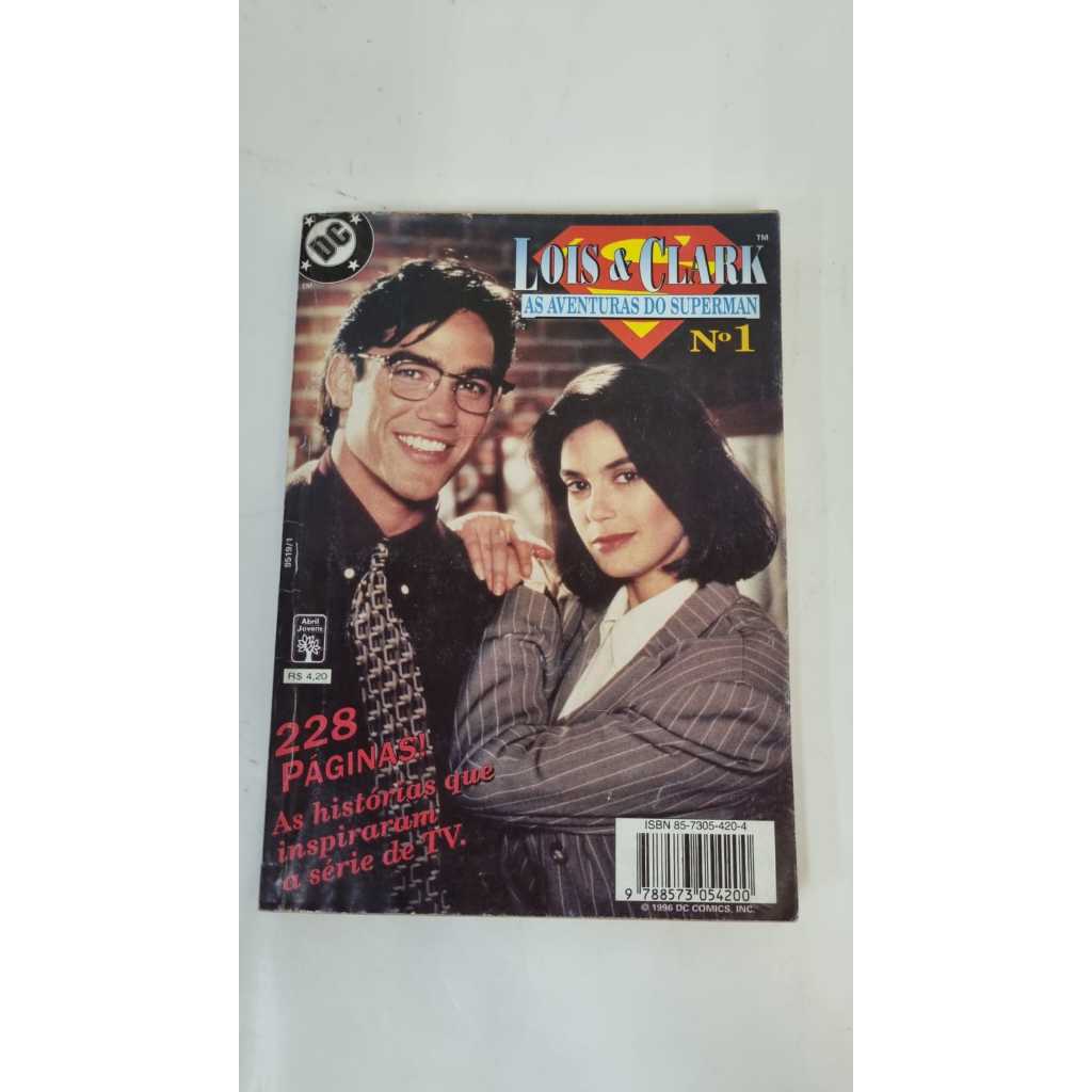 Livro As Aventuras do Superman Lois e Clark A6557