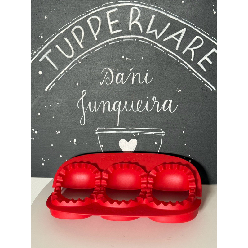 Forminha de pastel tupperware