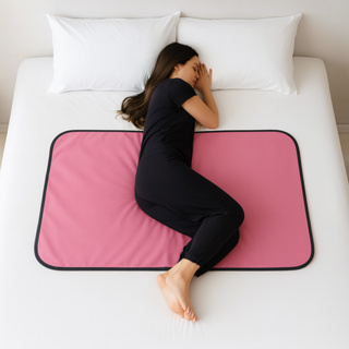 Protetor Antivazamento 100×70 Rosa e Preto Impermeável para Período Menstrual em Oferta na Shopee