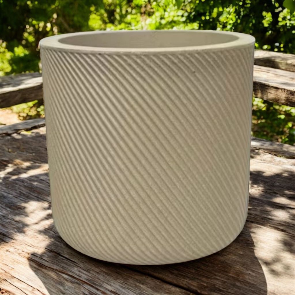 Vaso de Planta Decorativo Reciclável em Polietileno Moderno , Bojo Vertical M 37X37 em Oferta na Shopee