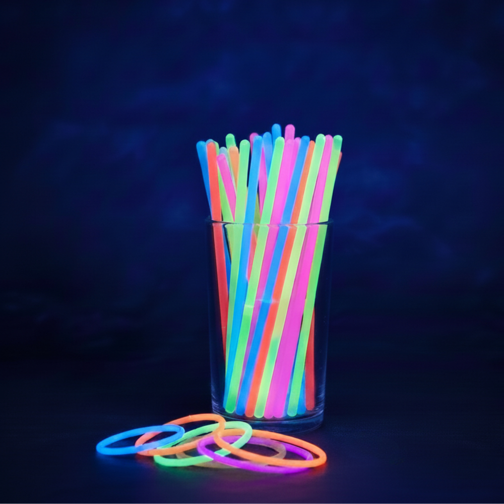 Kit 100 Pulseiras Luminosas Neon Glow Stick para Festa – Brilha Até 8h, Cores Sortidas em Oferta na Shopee