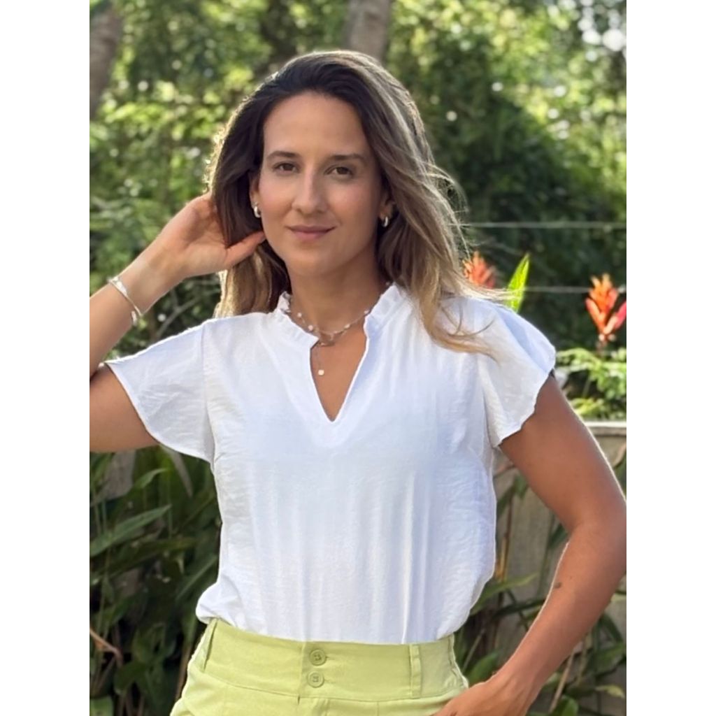 Blusa Feminina com Decote V com Fru-Fru na Gola Manga Curta Solta Básica Lisa Estilo Office Social