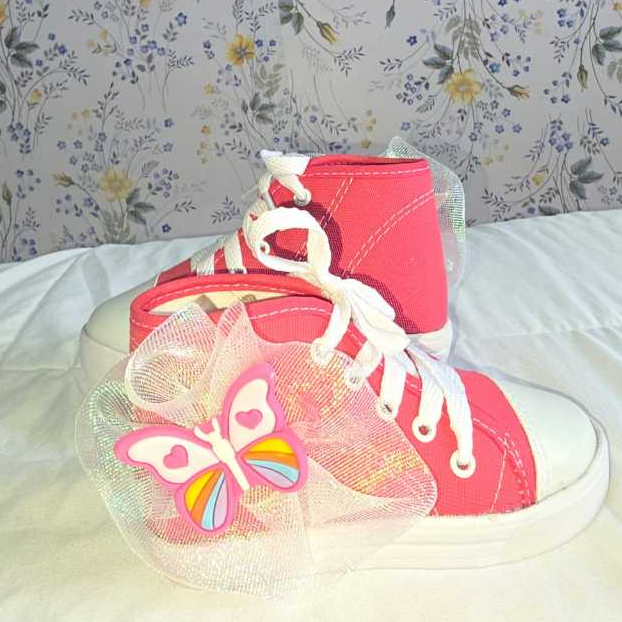 Tênis infantil para meninas Pink com Borboleta - Luxo, Festa, Escola, Aniversários