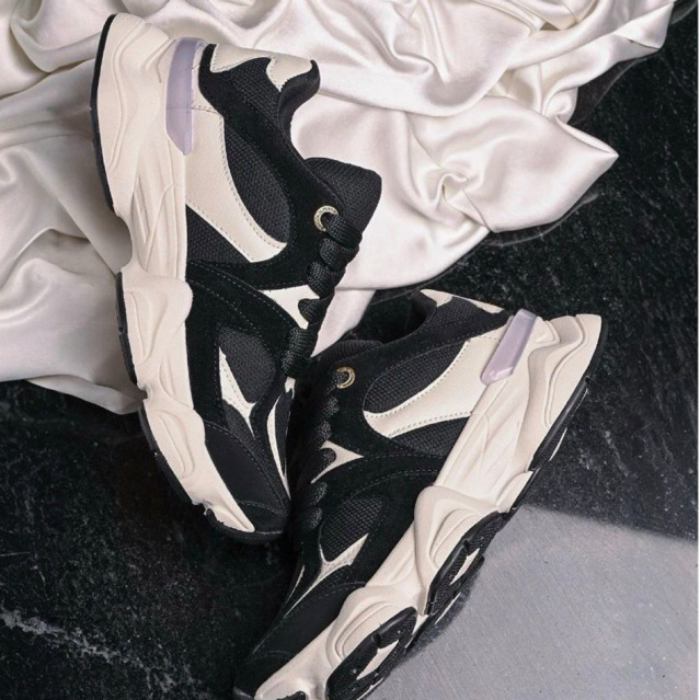 Tênis Feminino Linha Luxo – Conforto Absoluto, Design Exclusivo e Acabamento Impecável em Oferta na Shopee