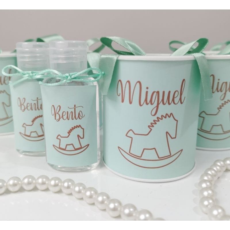 Kit Lembrancinha Personalizada Nascimento Maternidade Aniversário / Tubolata 7x6 + Frasco/Cavalinho