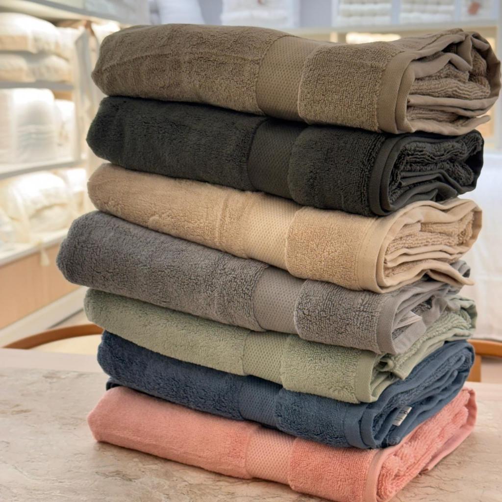 Toalha Banho Grossa e Macia Super Soft Zero Twist Corttex 1,40m x 70cm Enxuga Muito Fio Pe...